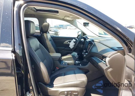 2019 Chevrolet Traverse 3Lt z USA, uszkodzony, nr VIN 1GNEVHKW7KJ223647